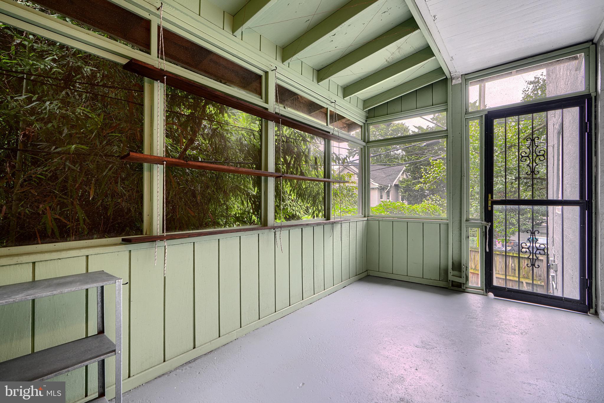 WAVERLY - Residential Lease