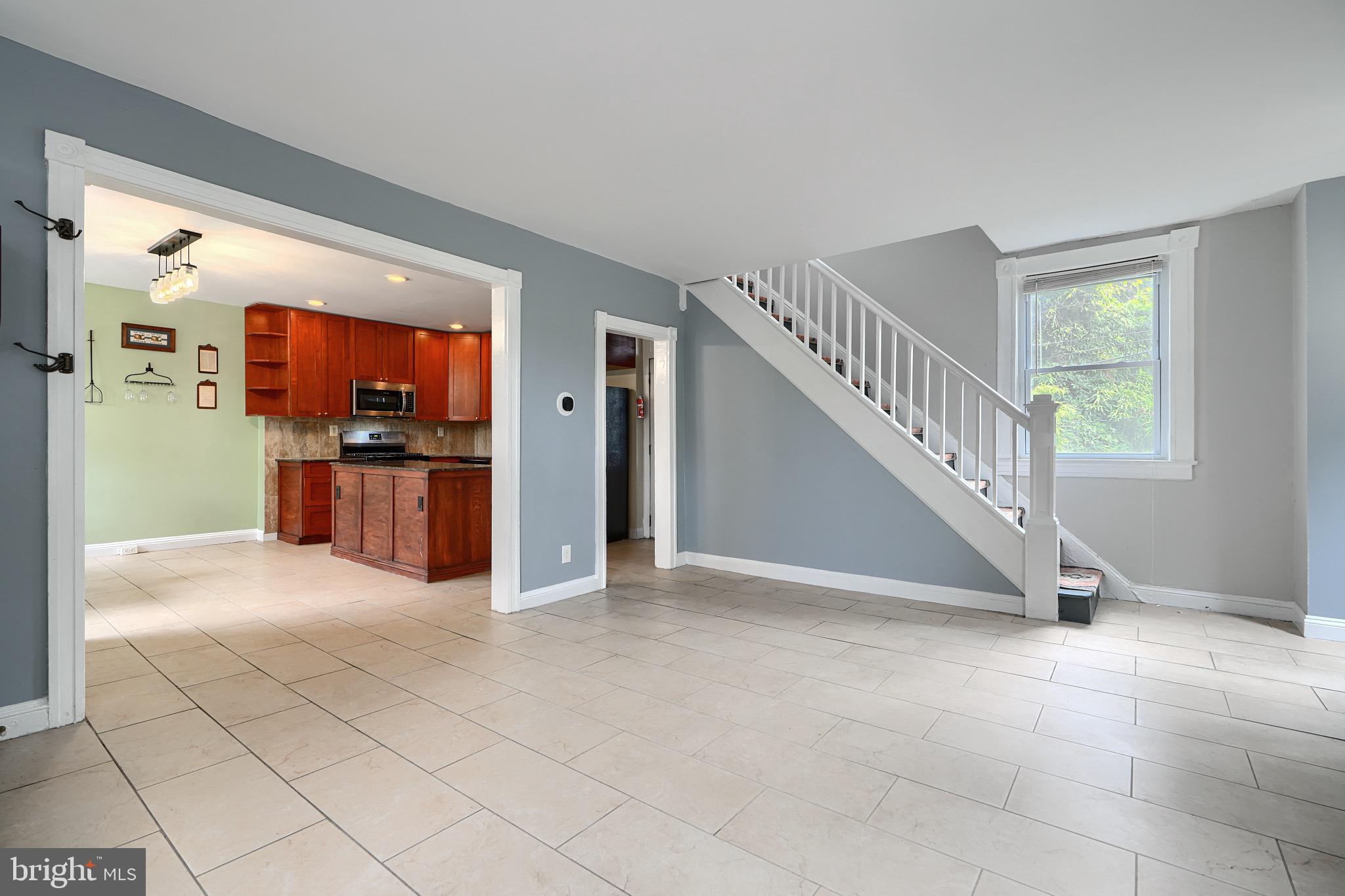 WAVERLY - Residential Lease