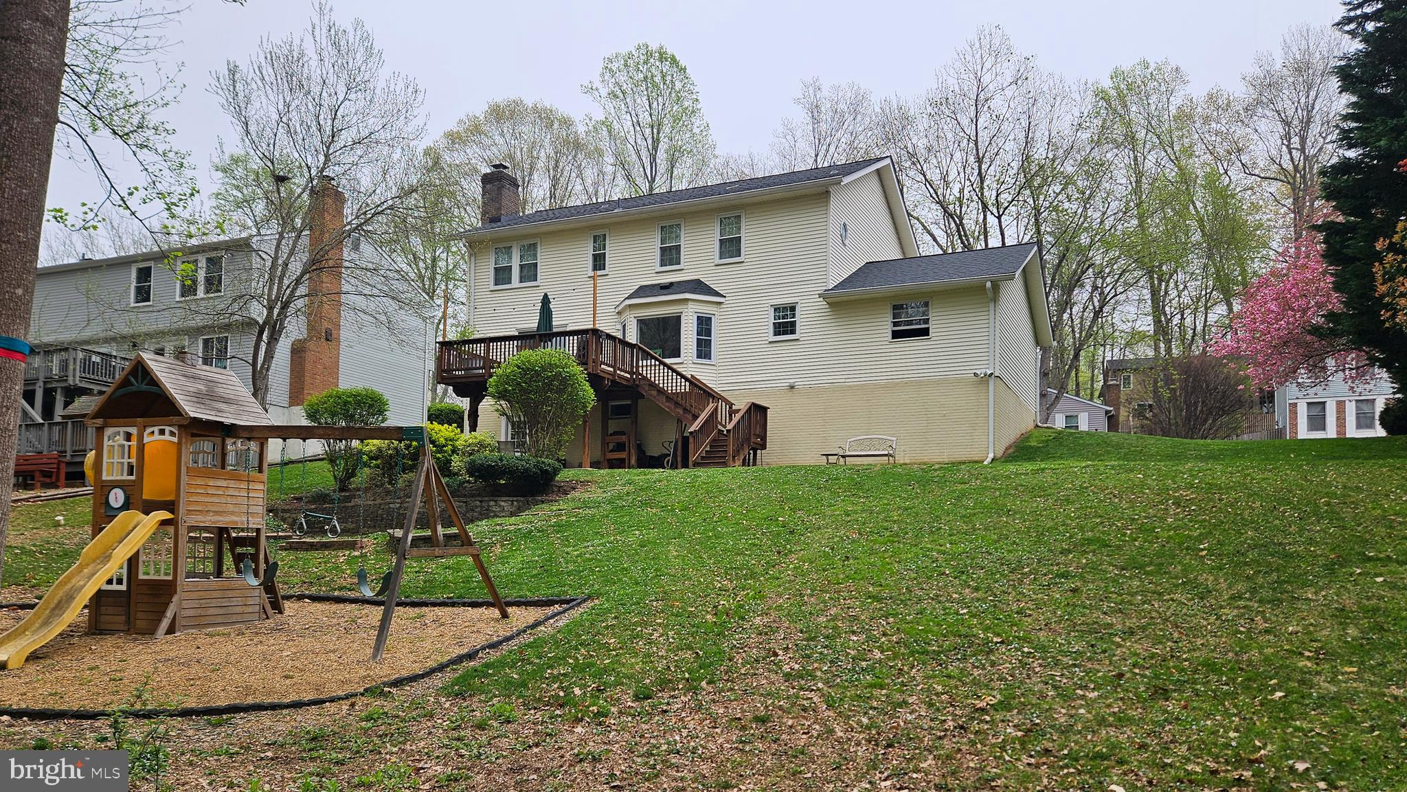 15338 EDGEHILL DRIVE
