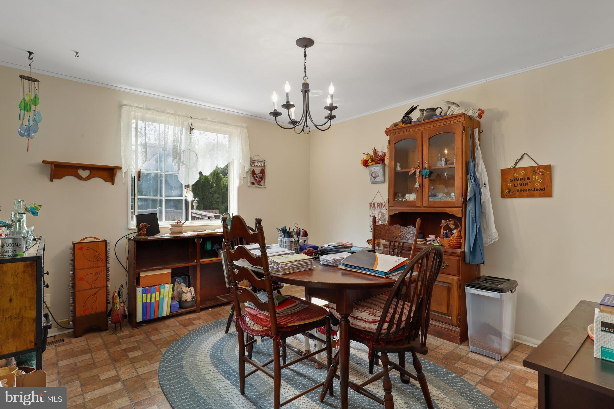 CHARLENE - Residential