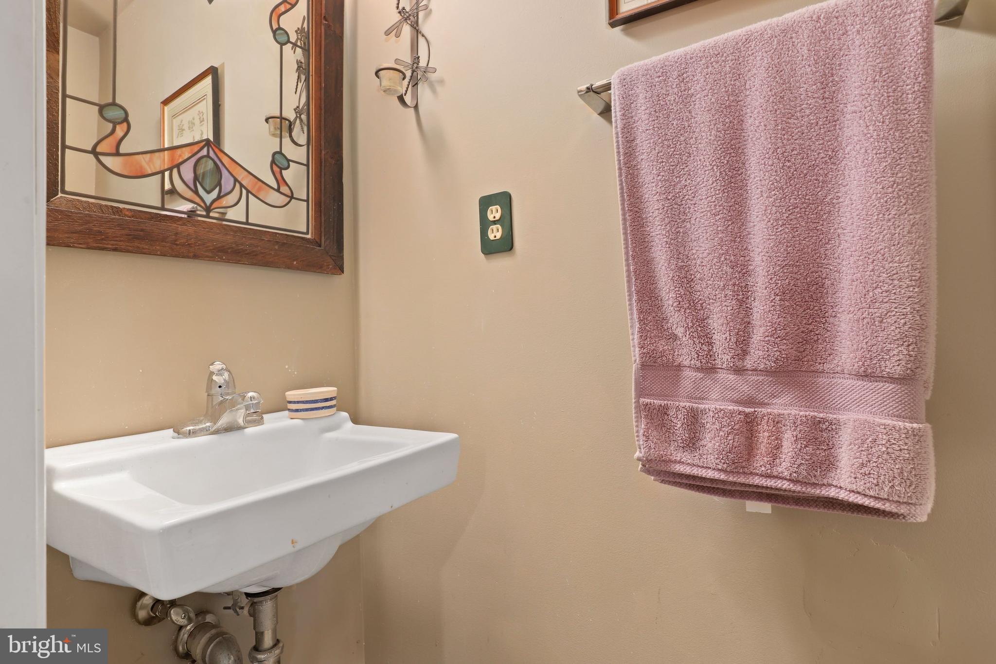 CHARLENE - Residential