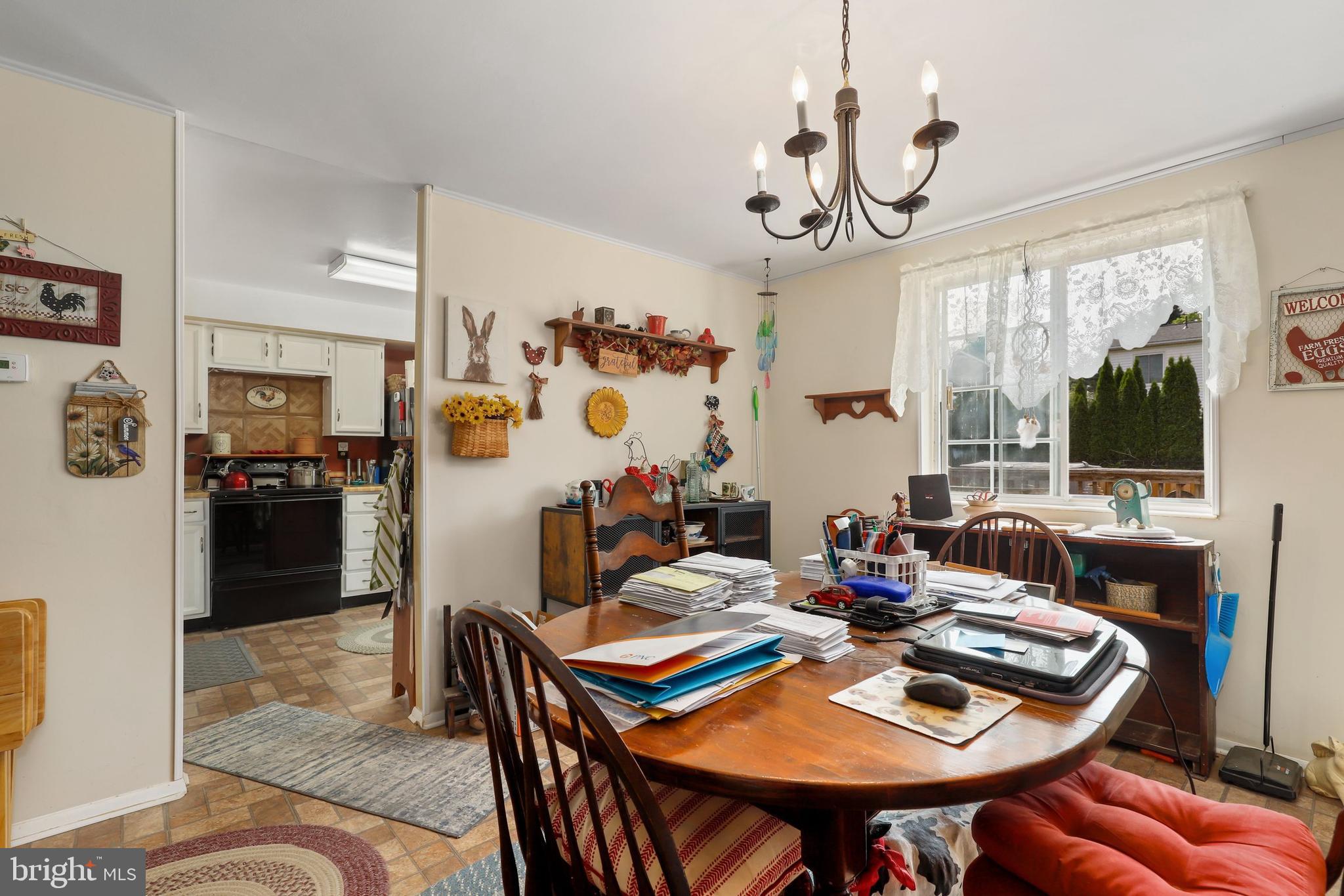 CHARLENE - Residential