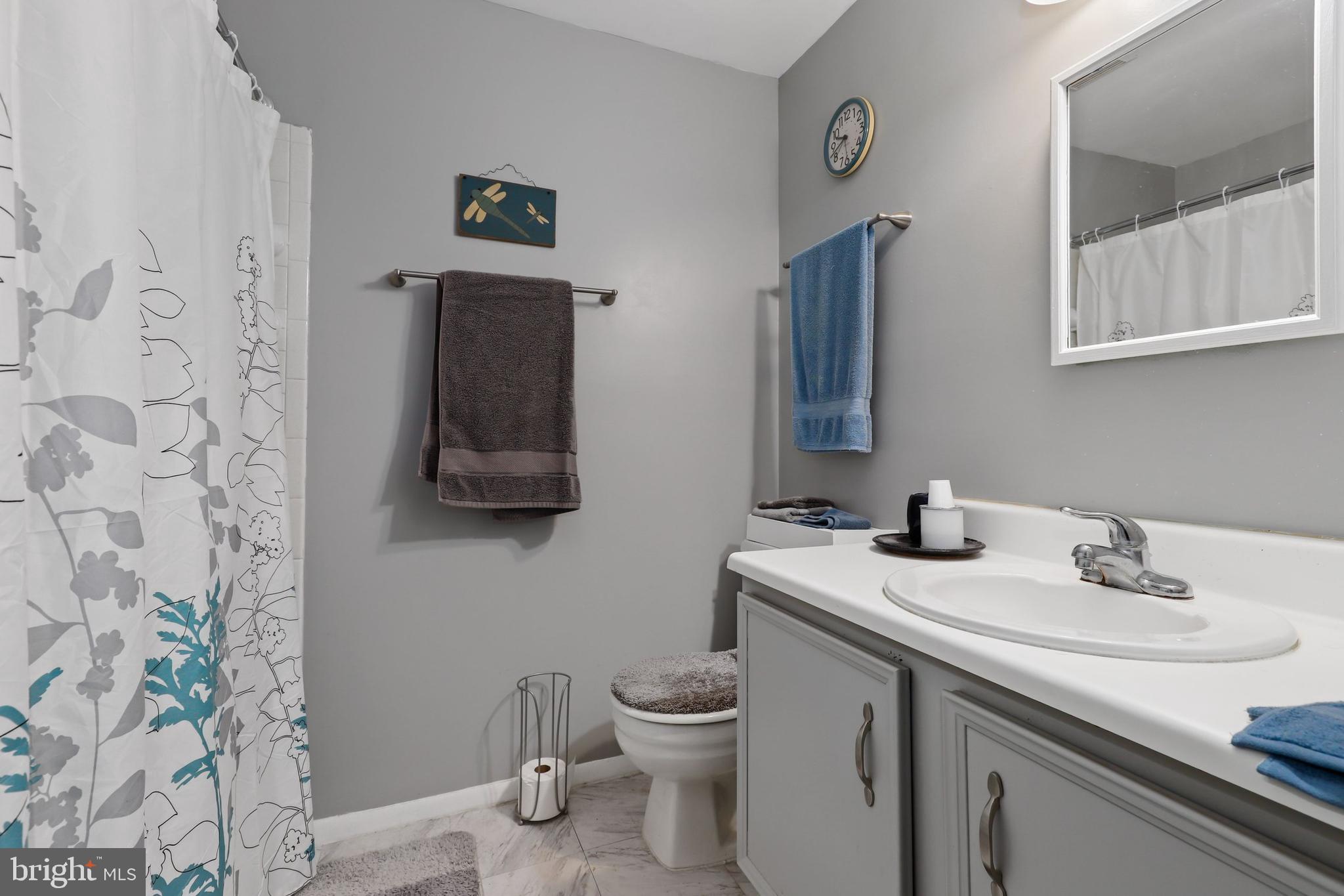 CHARLENE - Residential