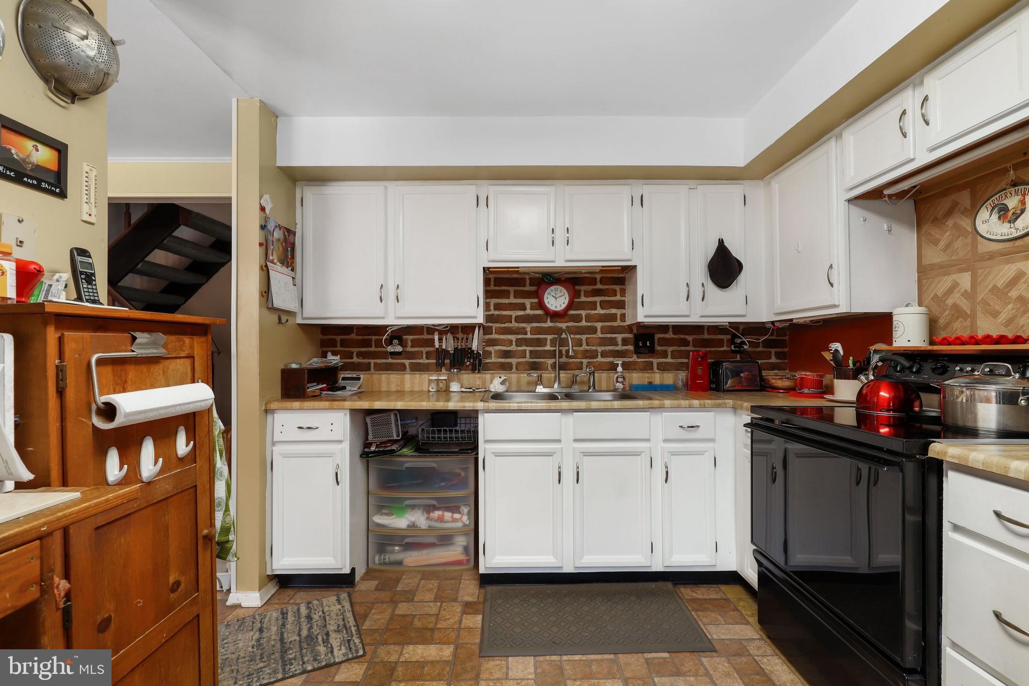 CHARLENE - Residential