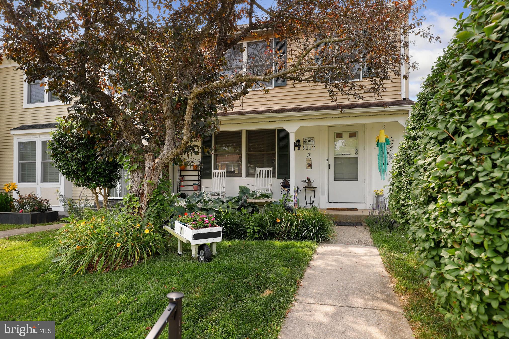 CHARLENE - Residential