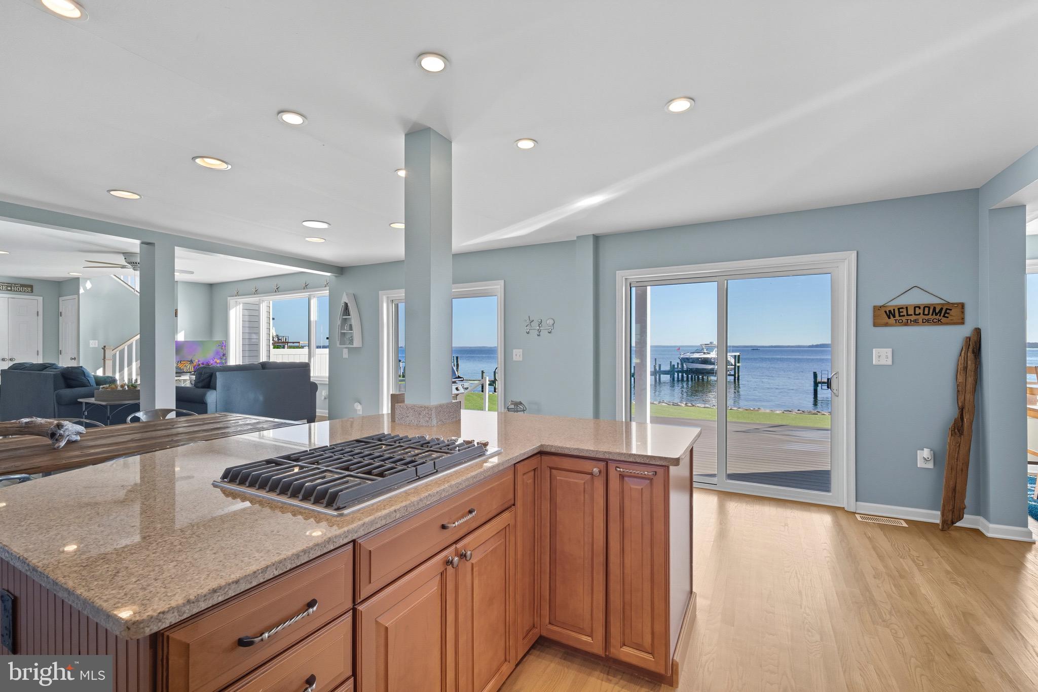 LONG POINT - Residential