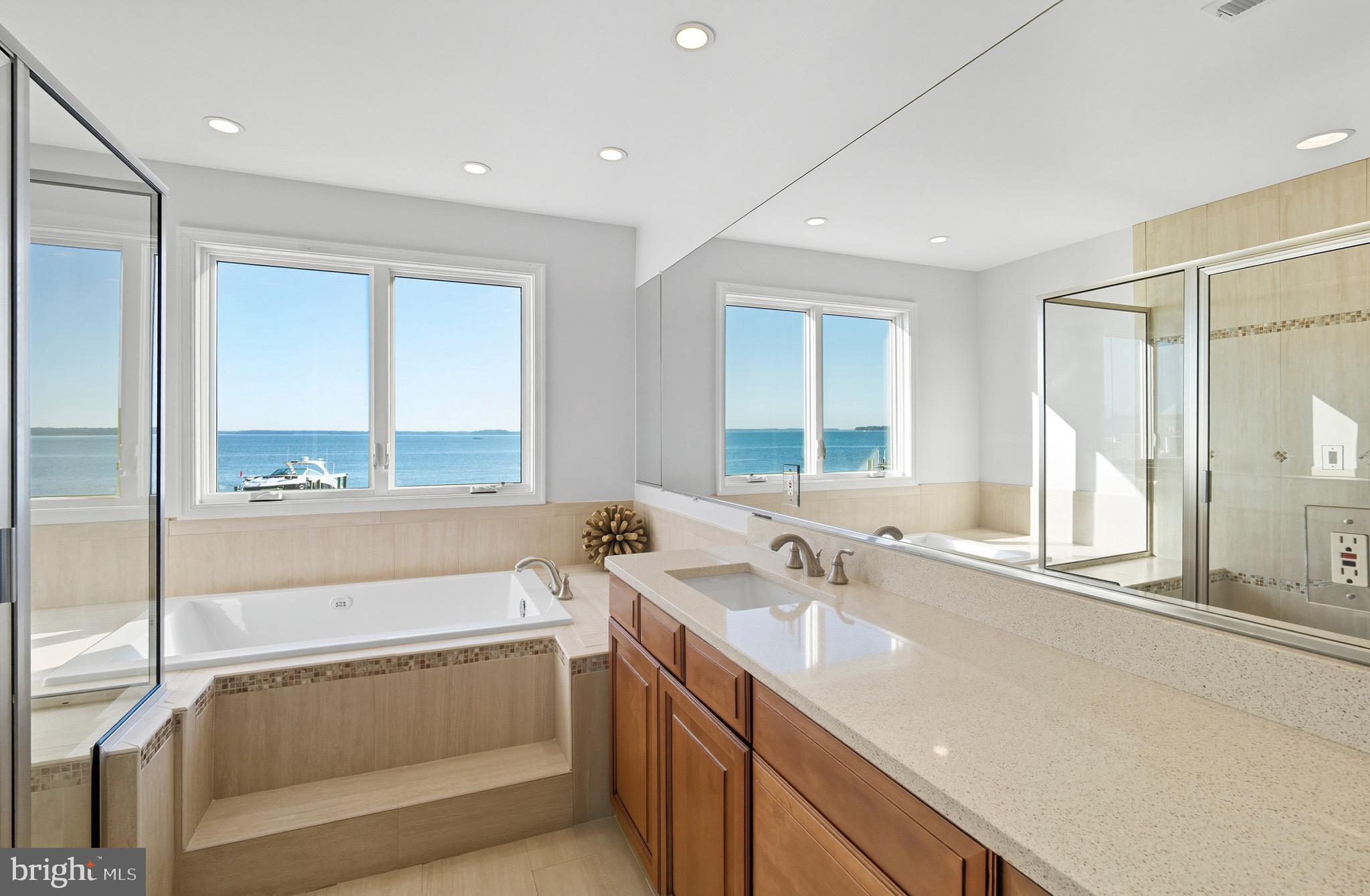 LONG POINT - Residential