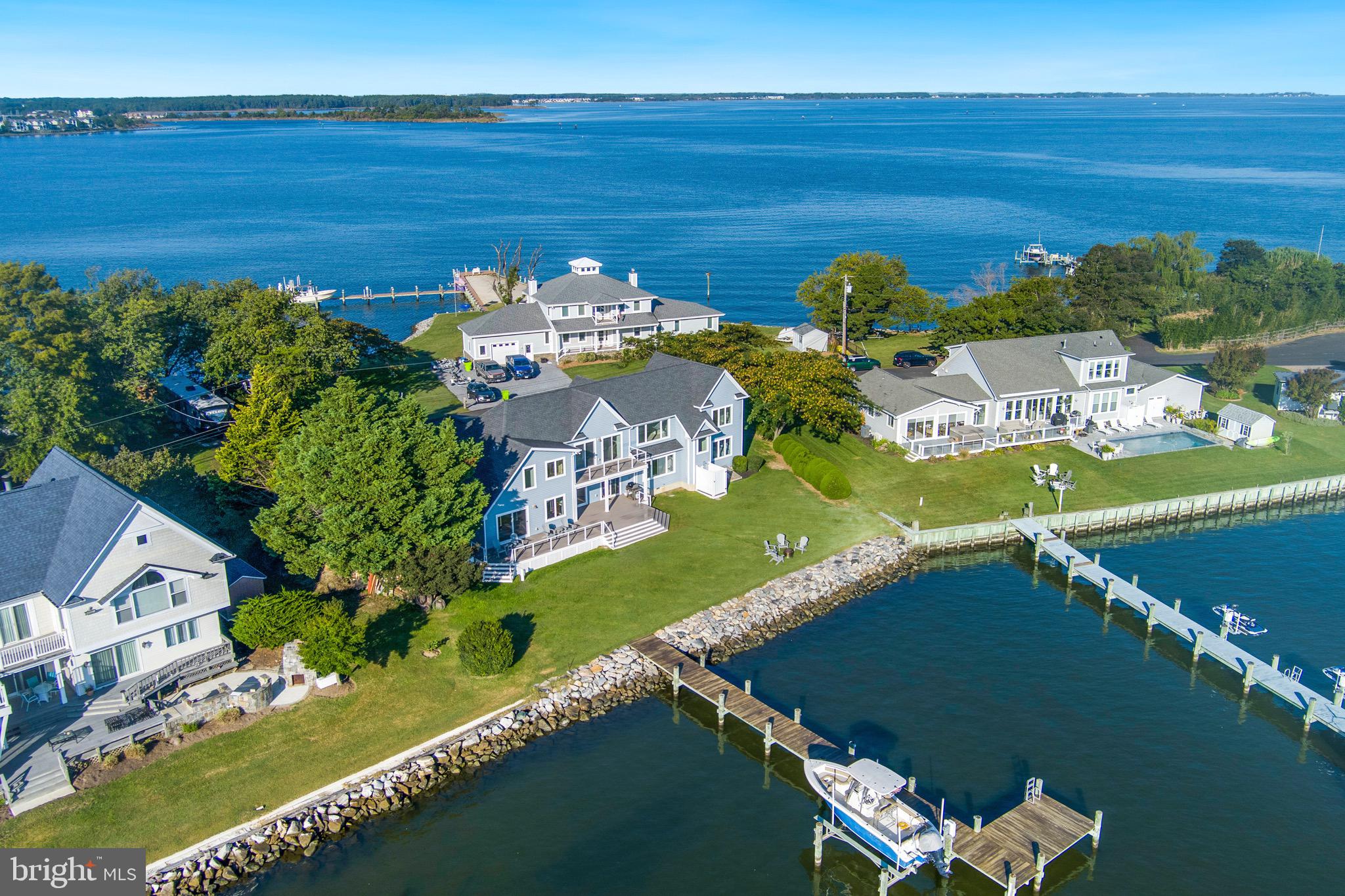 LONG POINT - Residential