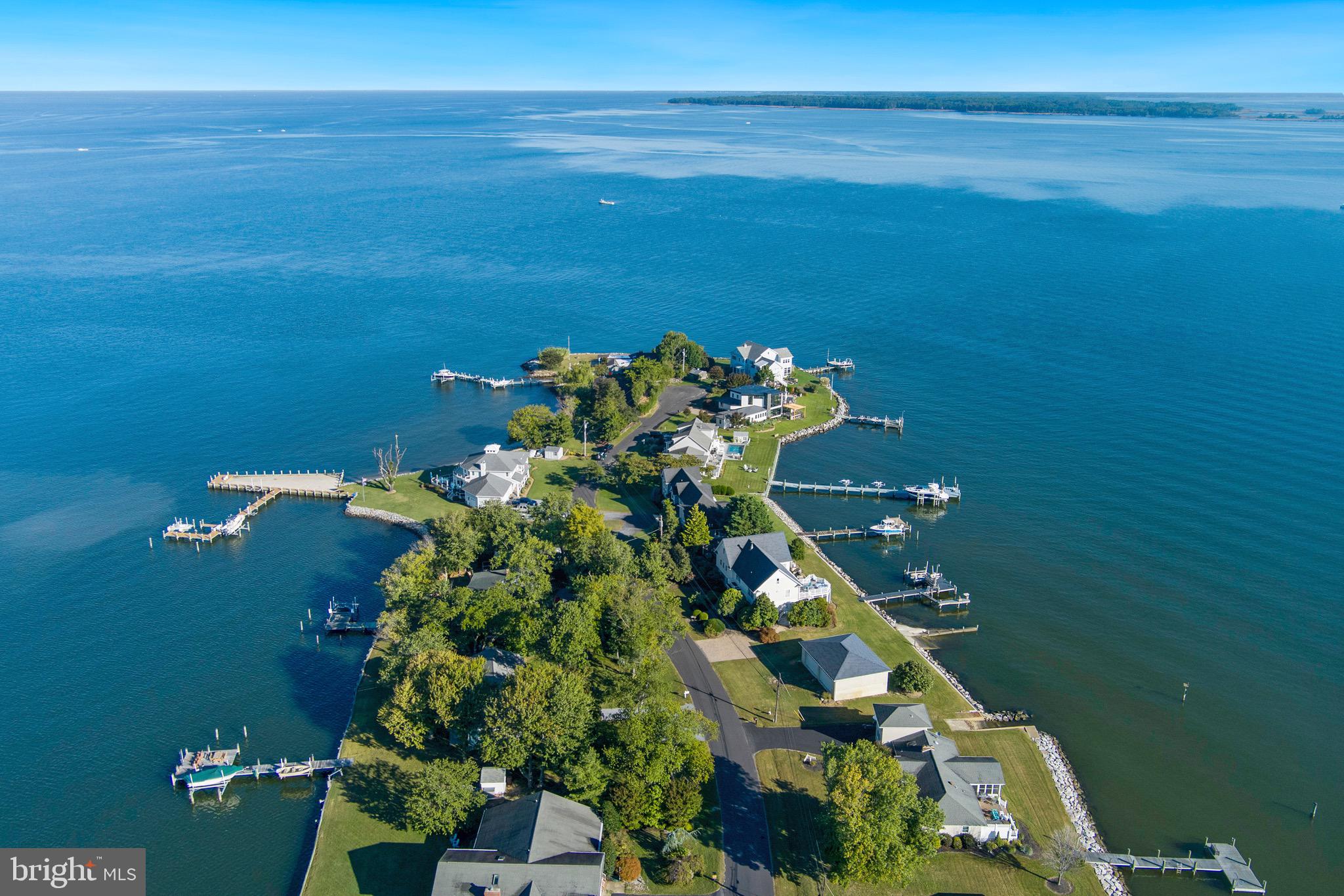 LONG POINT - Residential