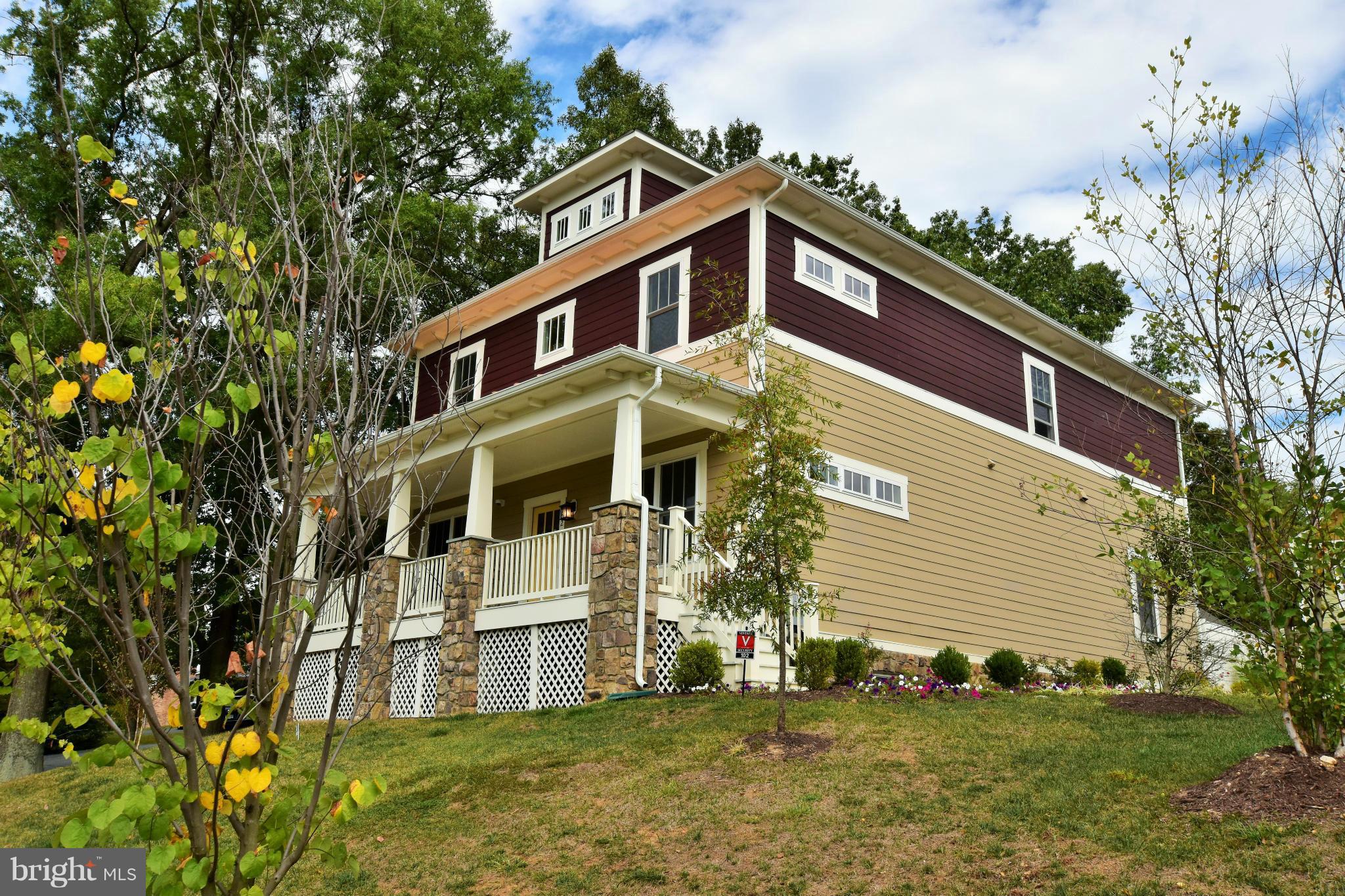 MONROE HILL - Residential