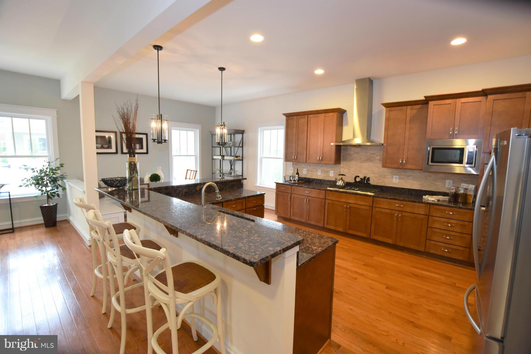 MONROE HILL - Residential