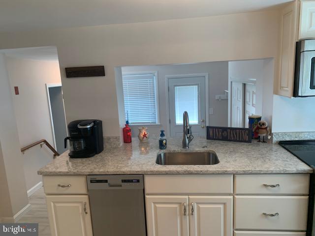 DEALE BEACH - Residential