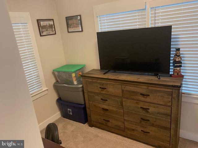 DEALE BEACH - Residential