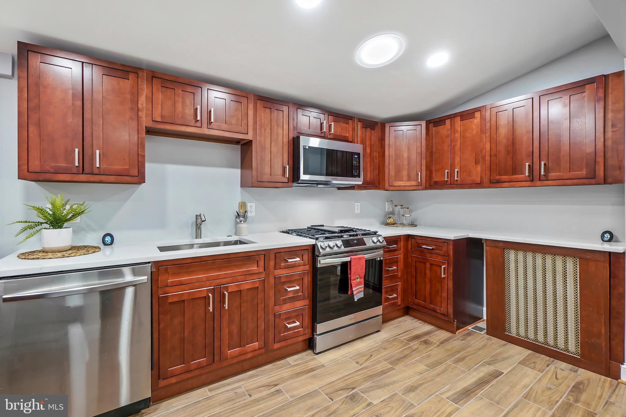 TAKOMA PARK - Residential