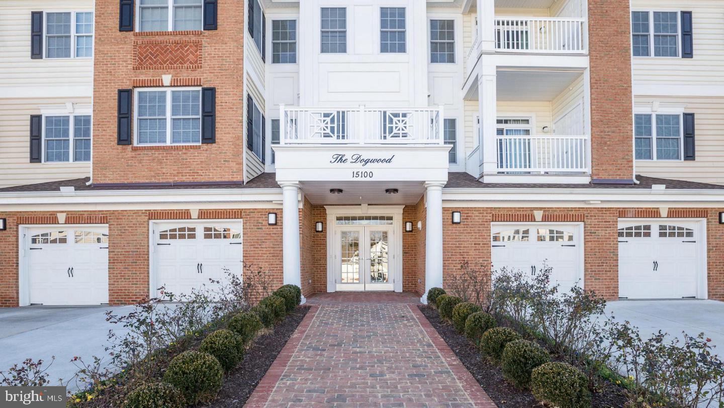 REGENCY AT DOMINION VALLEY - Residential