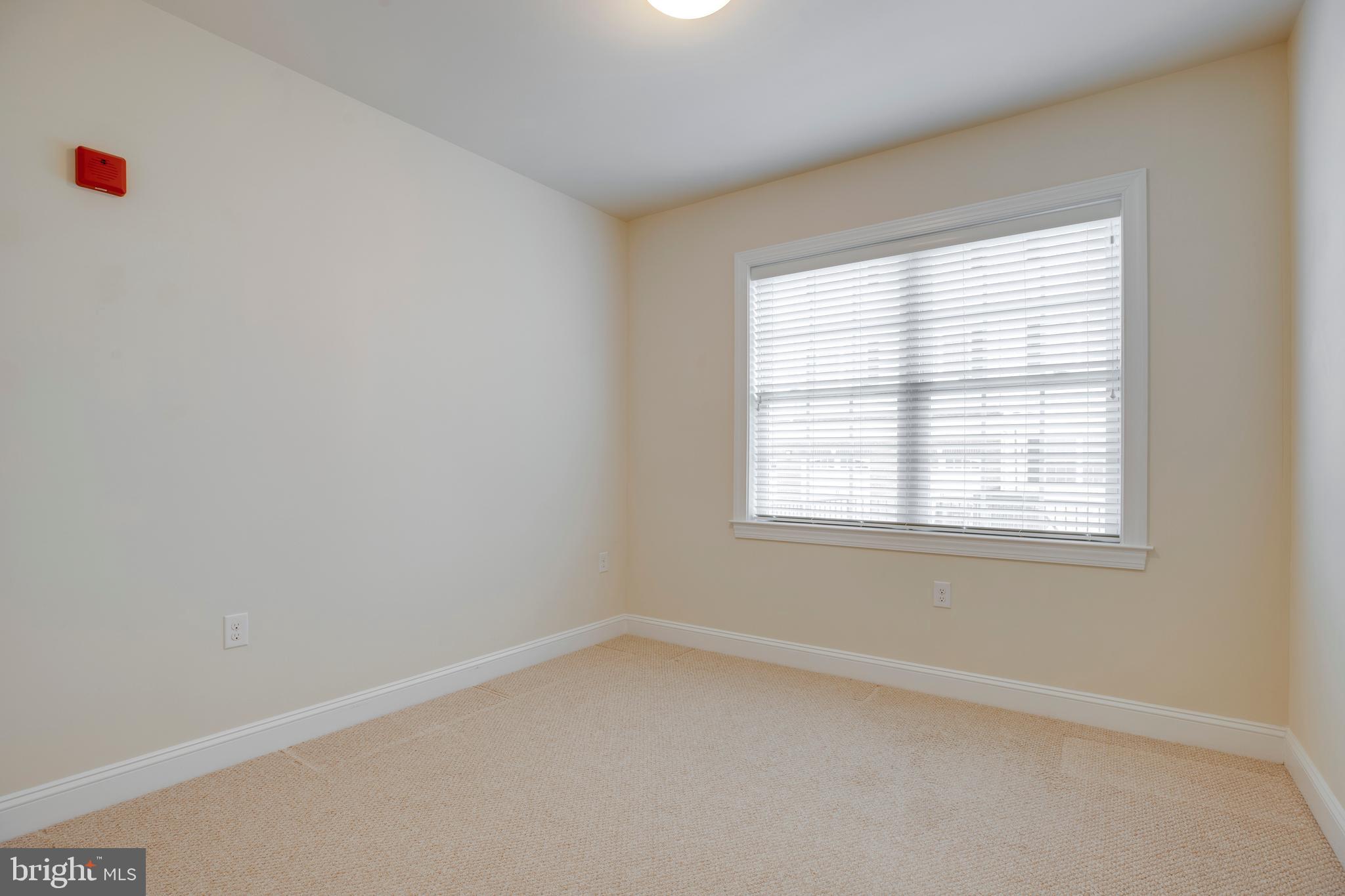 REGENCY AT DOMINION VALLEY - Residential