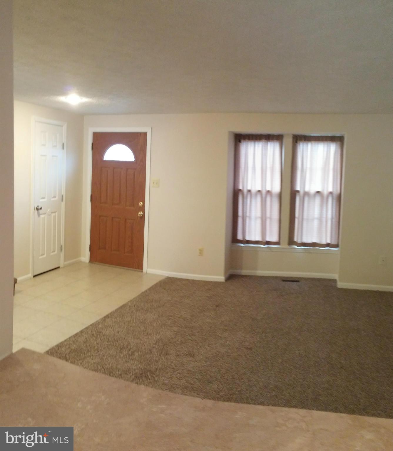 RIDGELYS CHOICE - Residential Lease