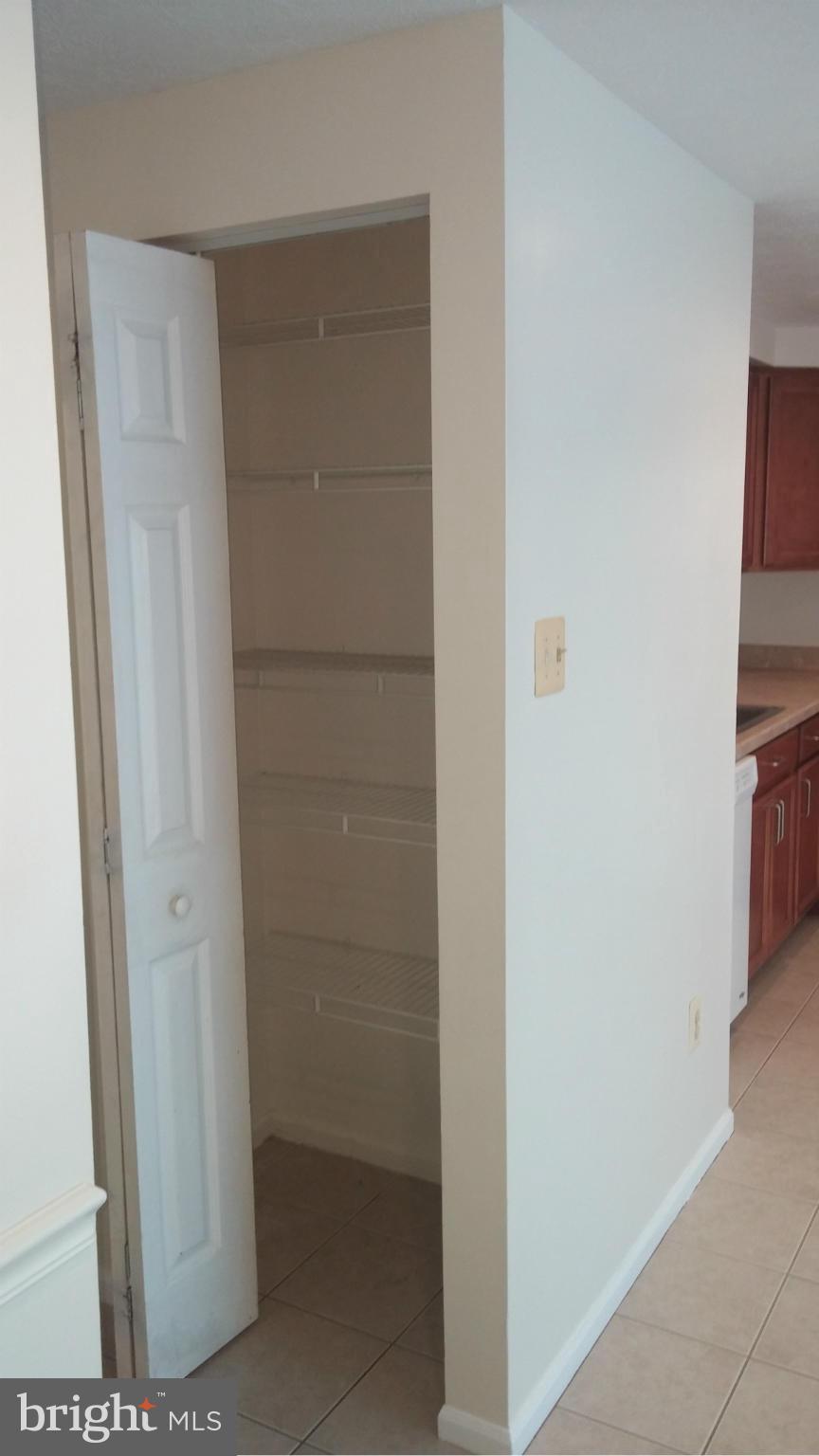 RIDGELYS CHOICE - Residential Lease