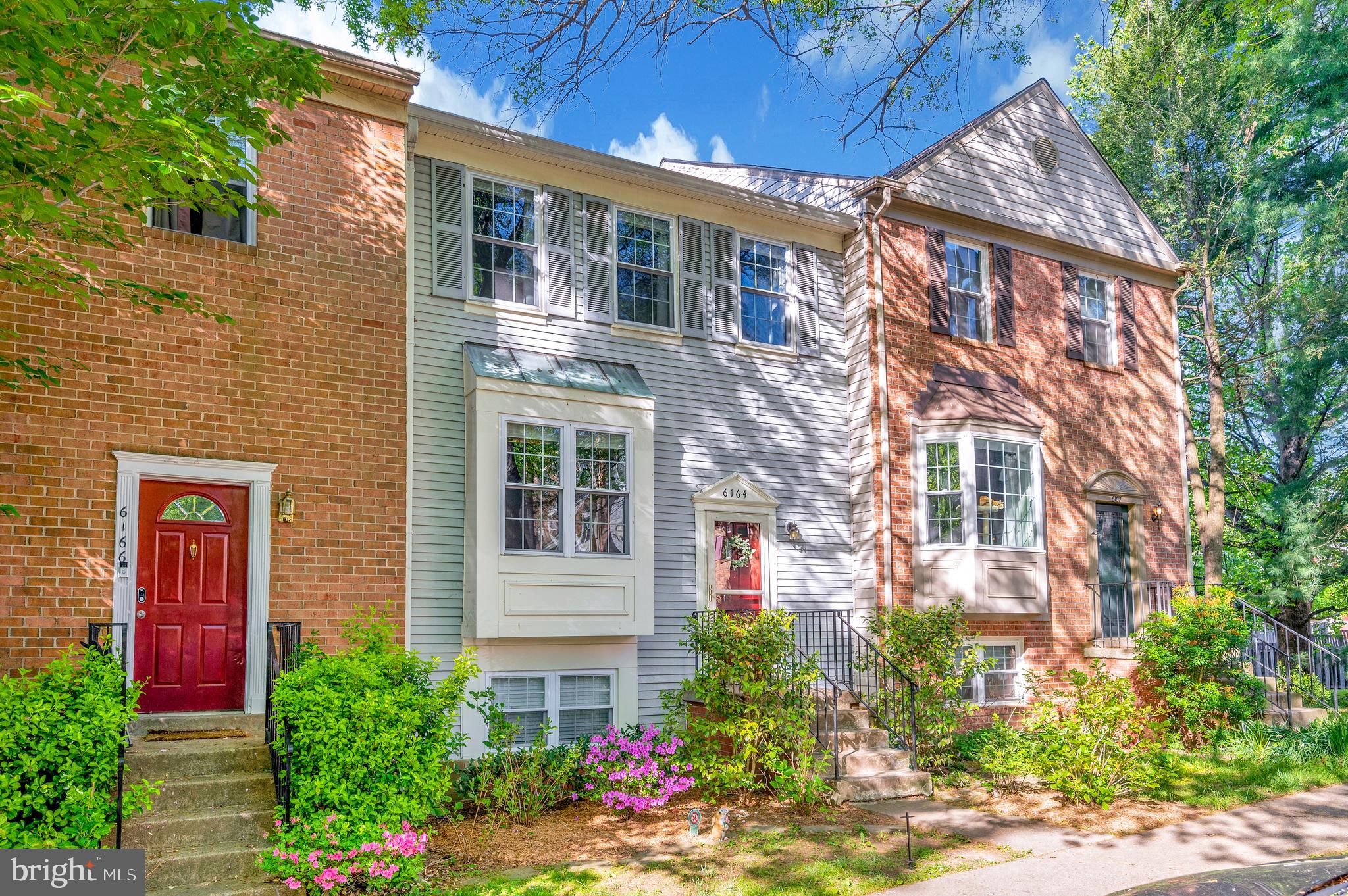 6164 FOREST CREEK COURT