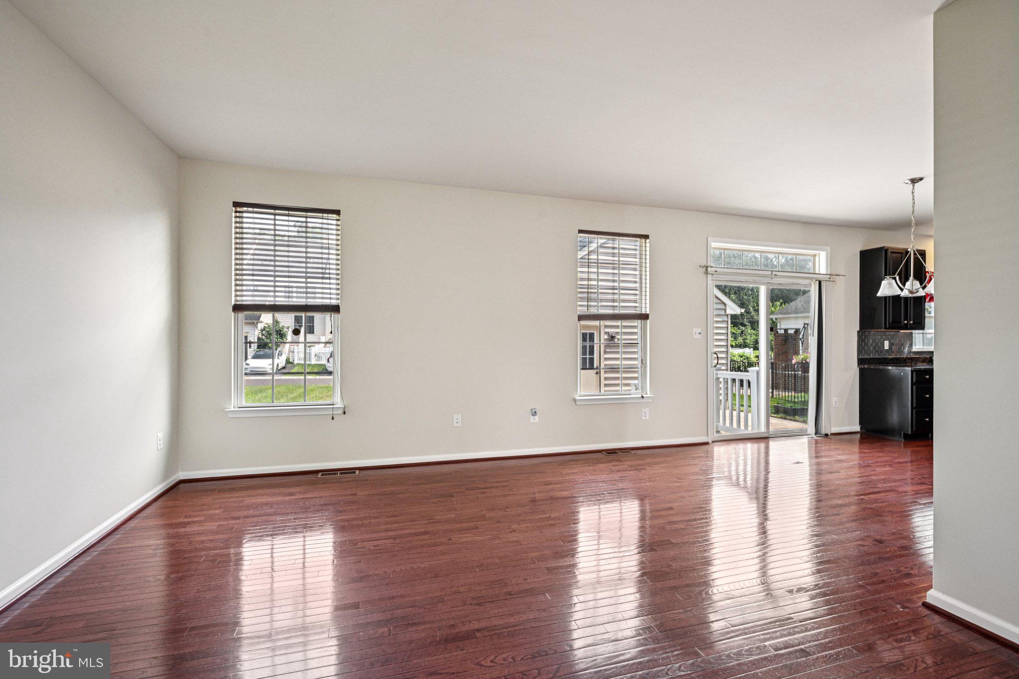 OVERLOOK AT CARRIAGE - Residential