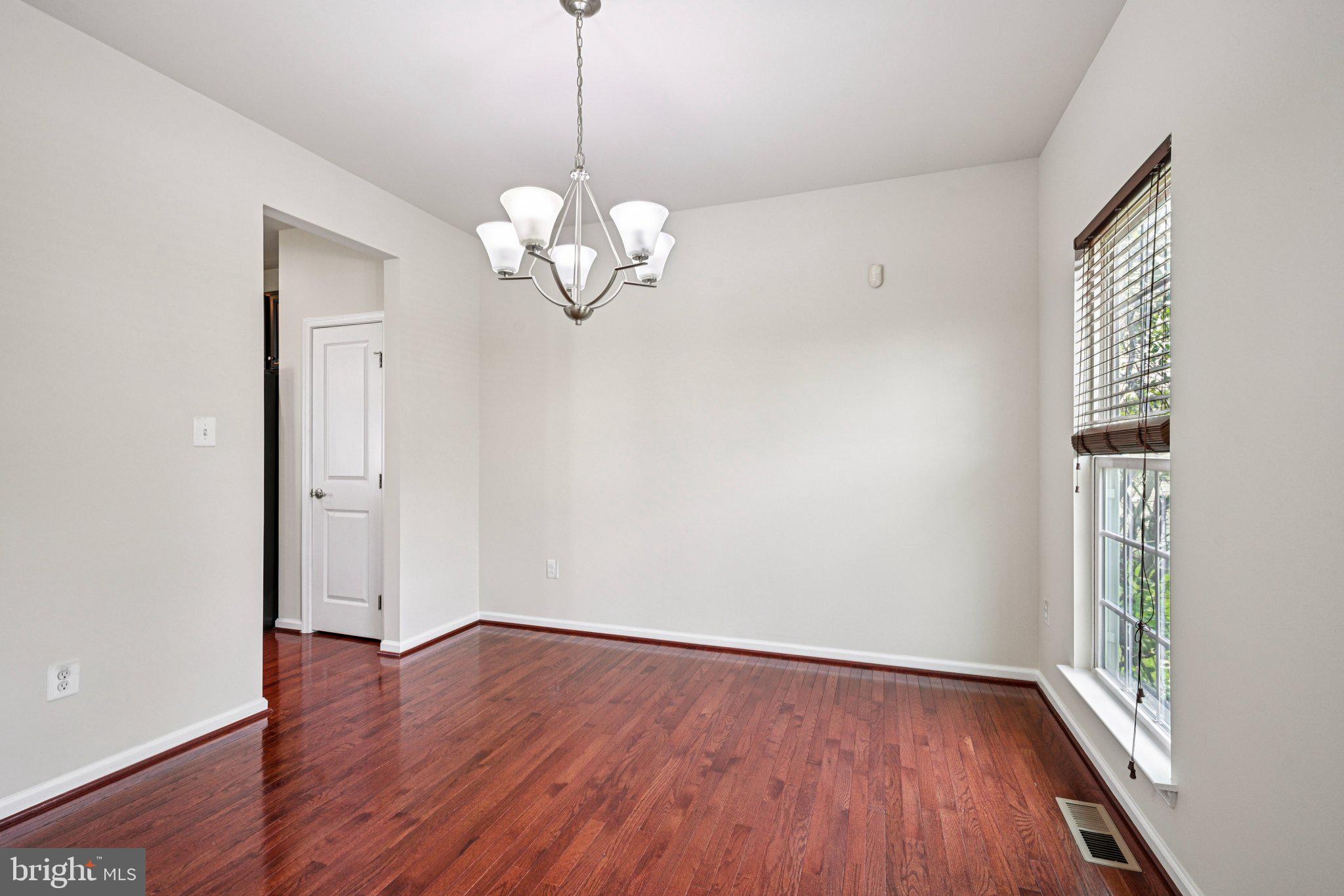 OVERLOOK AT CARRIAGE - Residential