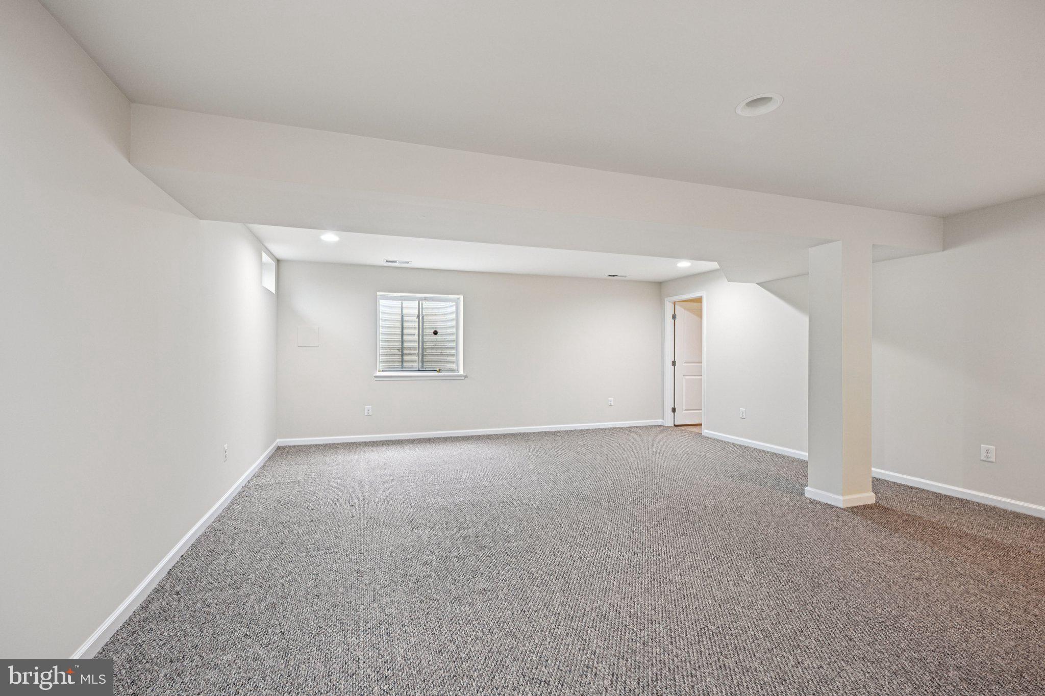 OVERLOOK AT CARRIAGE - Residential