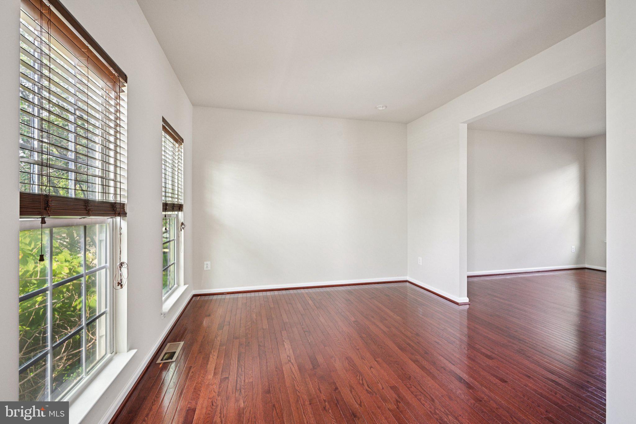 OVERLOOK AT CARRIAGE - Residential