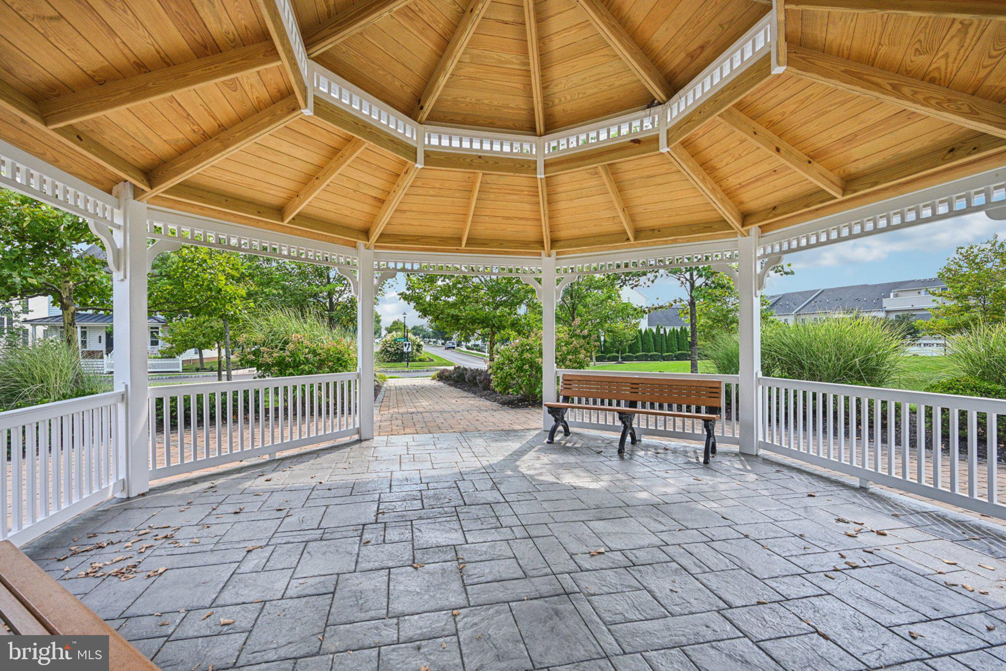 OVERLOOK AT CARRIAGE - Residential