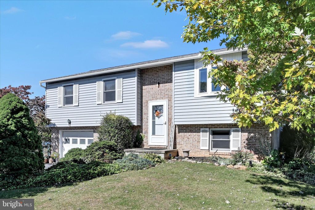 Photo of 1105 Showers Lane, READING, PA 19605 (MLS # PABK2063492)