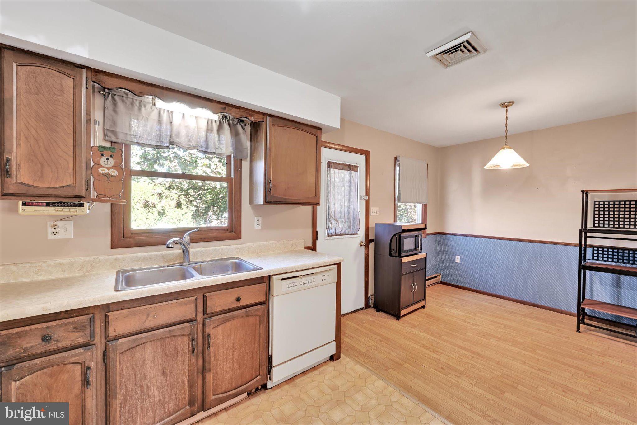 WILFOX ACRES - Residential