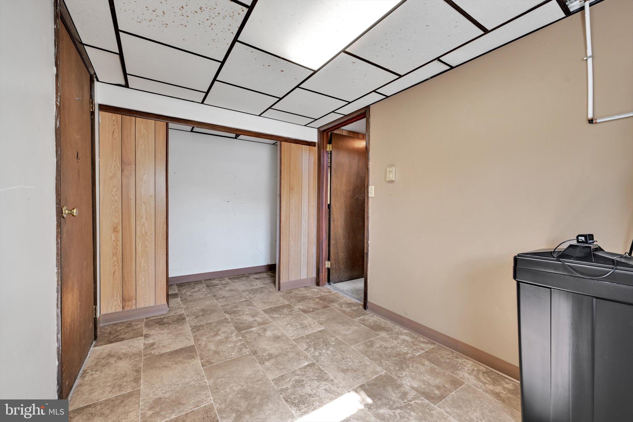 WILFOX ACRES - Residential