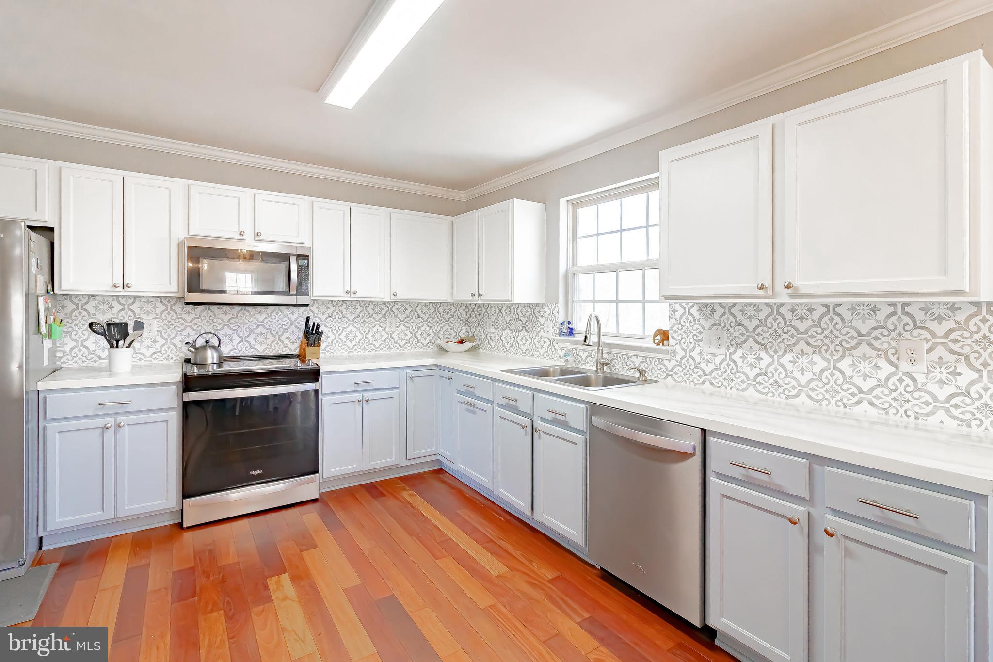 ACADEMY HILLS - Residential