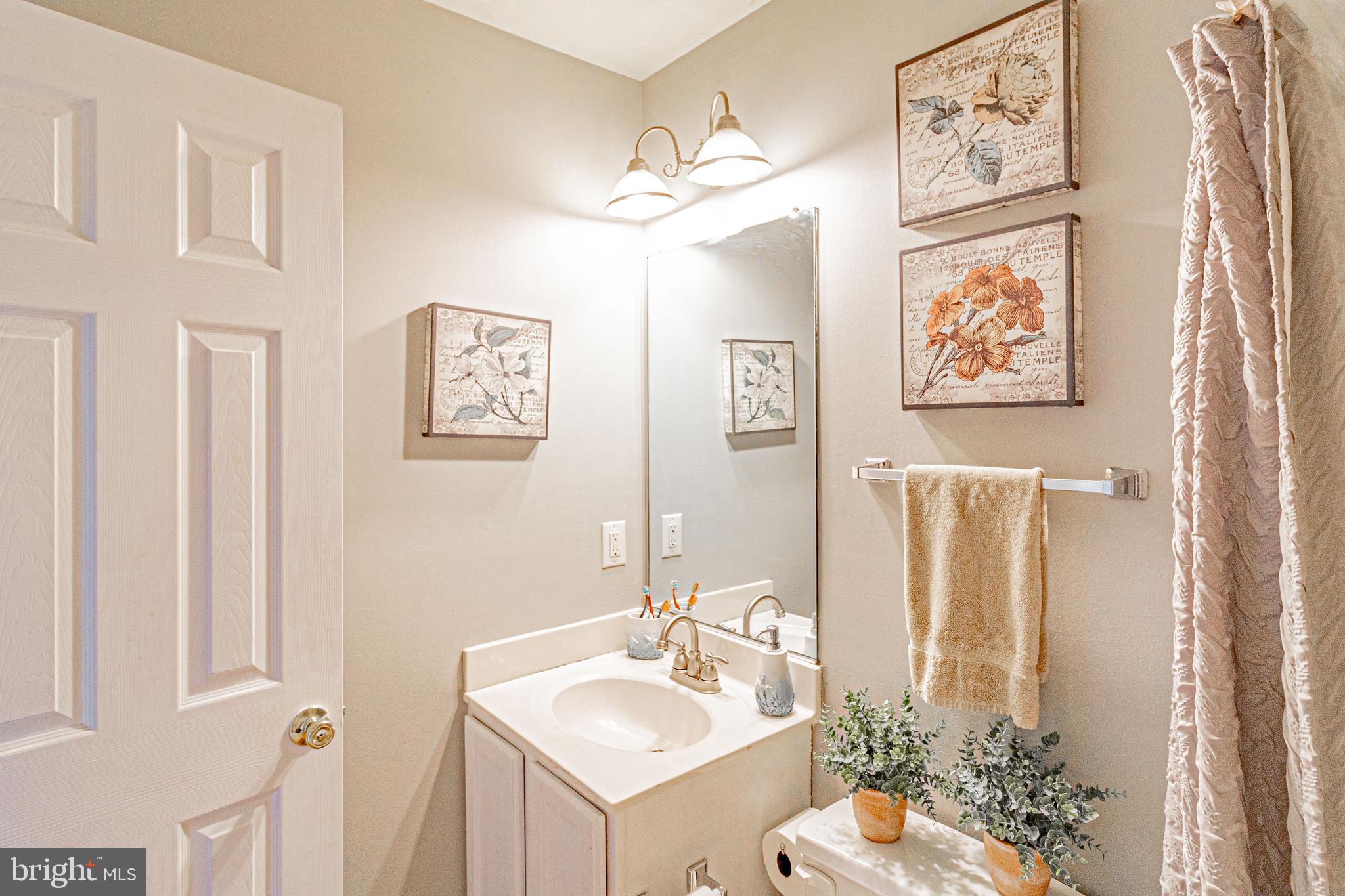 ACADEMY HILLS - Residential