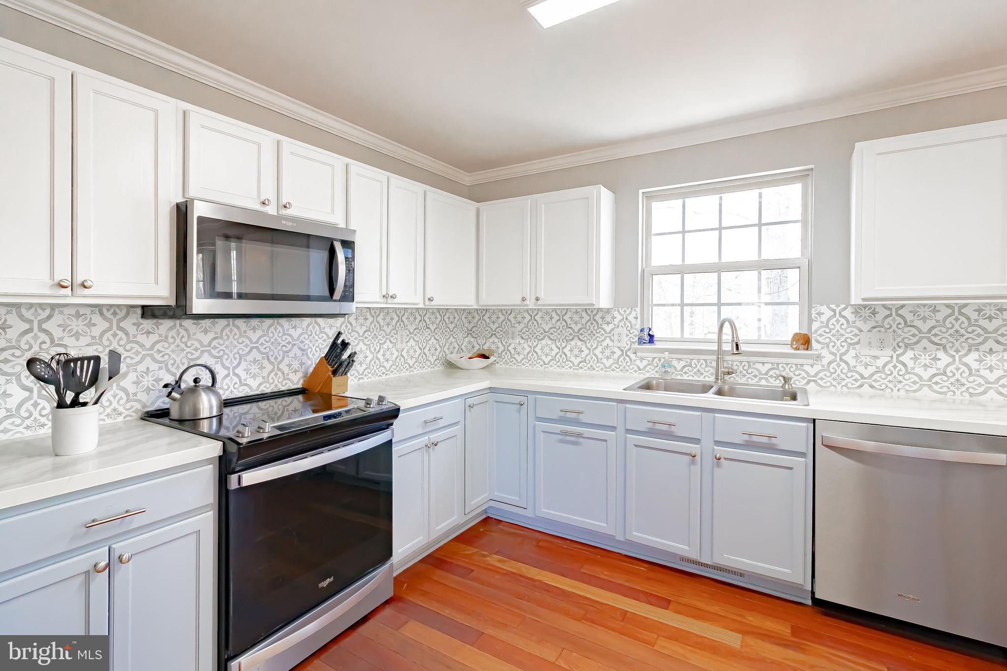 ACADEMY HILLS - Residential