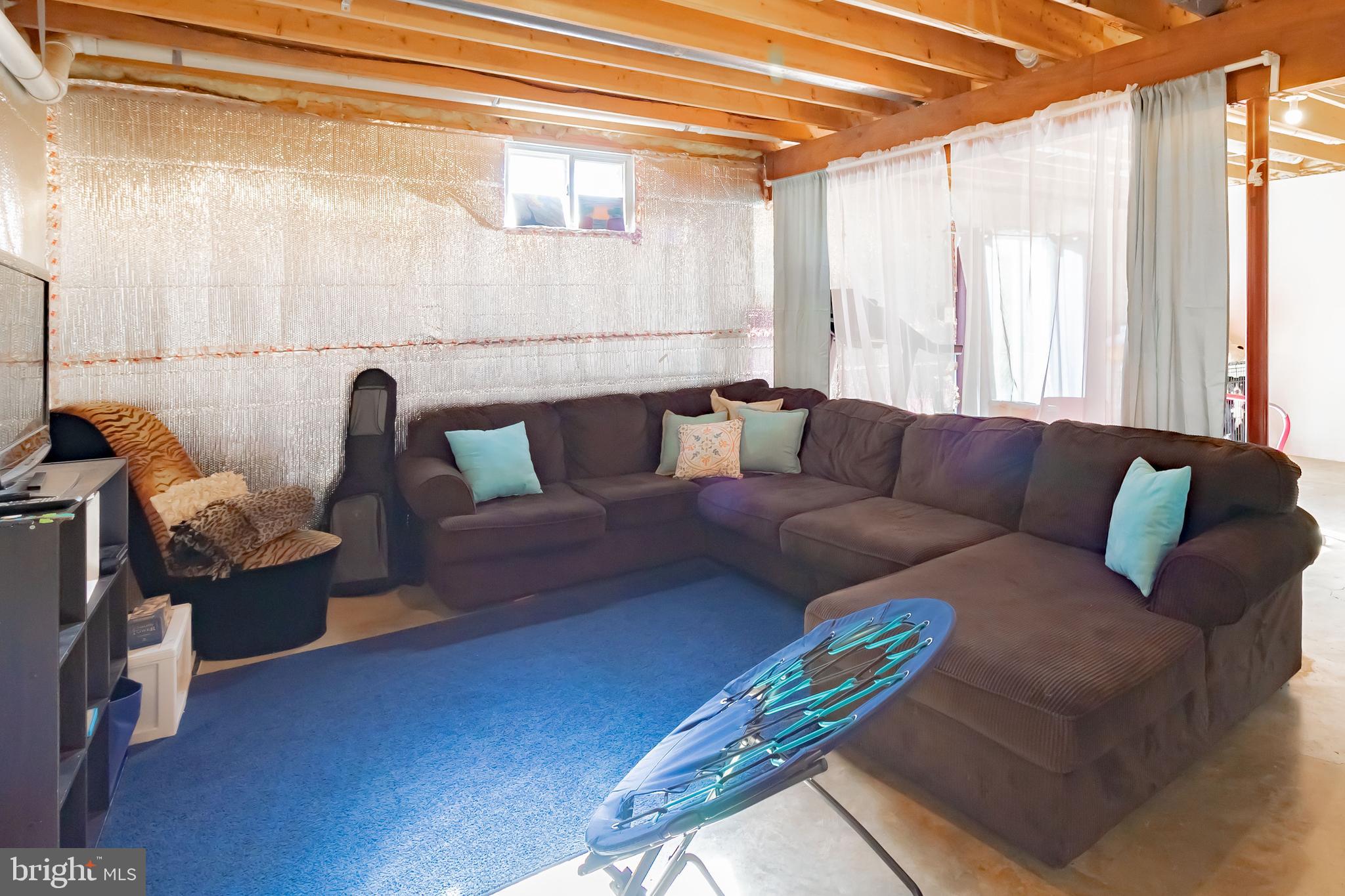 ACADEMY HILLS - Residential