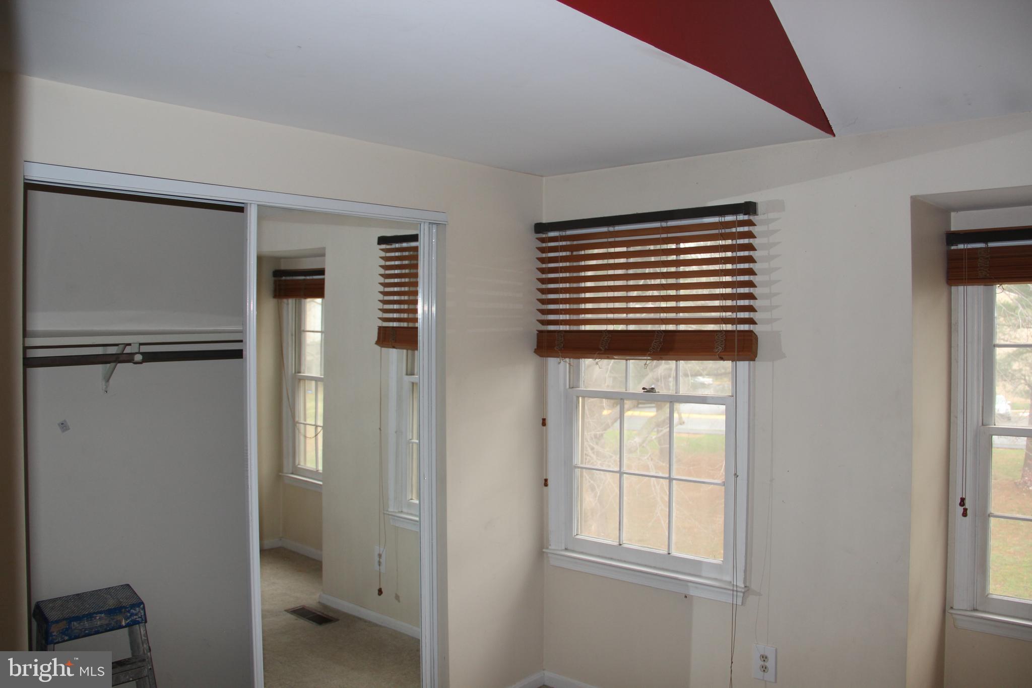 ESSEX PLACE - Residential