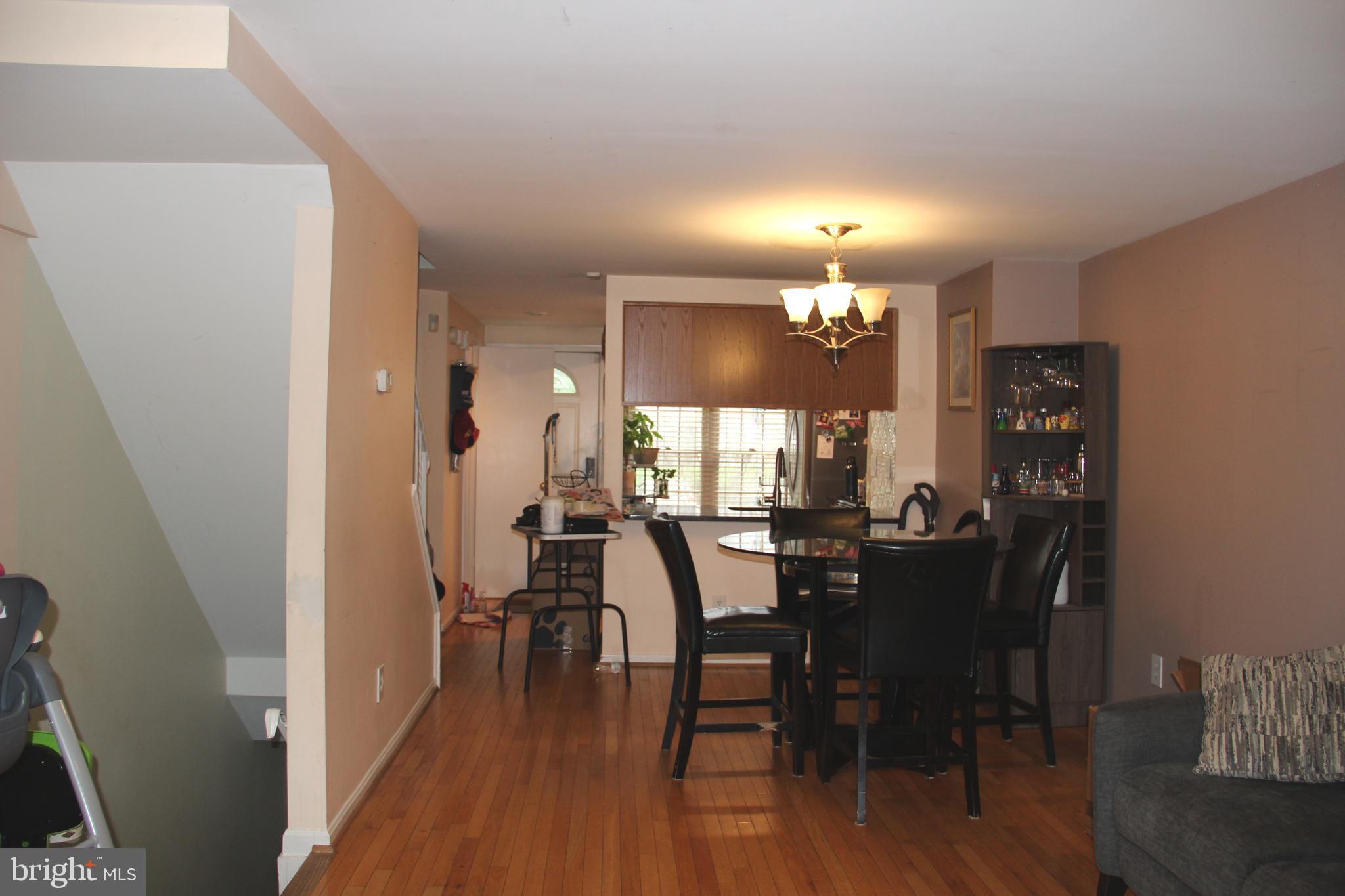 ESSEX PLACE - Residential