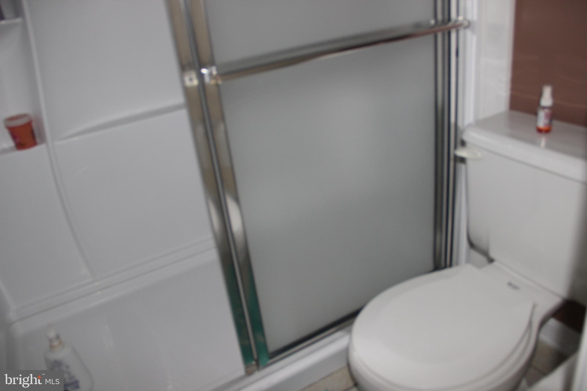 ESSEX PLACE - Residential