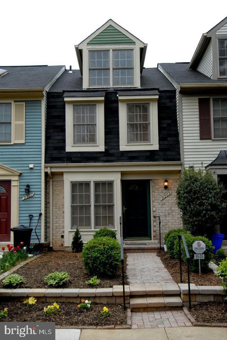 Seller credit for  BUYER'S CLOSING COSTS AVAILABLE   Not a Condo townhouse .....lowest price for a 3-1/2 Levels that is 3 levels plus a Loft, The property has been well maintained with many updates throughout including: granite countertops, stainless stainless Steel appliances, recessed lights, hardwood floors and more! the house is vacant except for the Master bedroom, Move in ready  Rear deck Backs to open field and playground