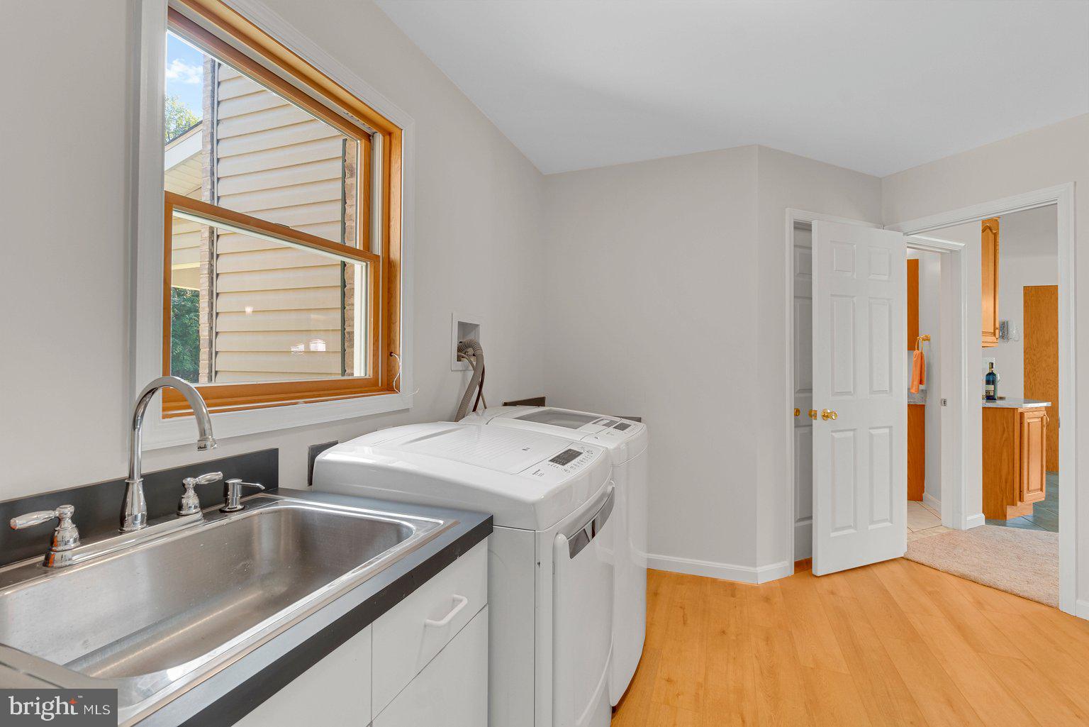 OLIVER BEACH - Residential