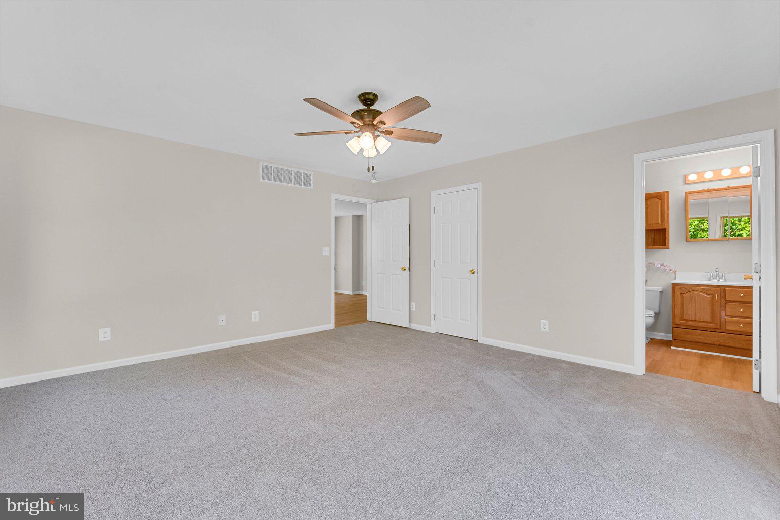 OLIVER BEACH - Residential