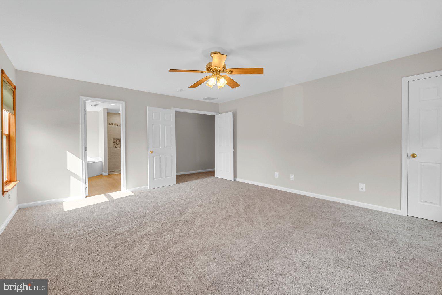 OLIVER BEACH - Residential