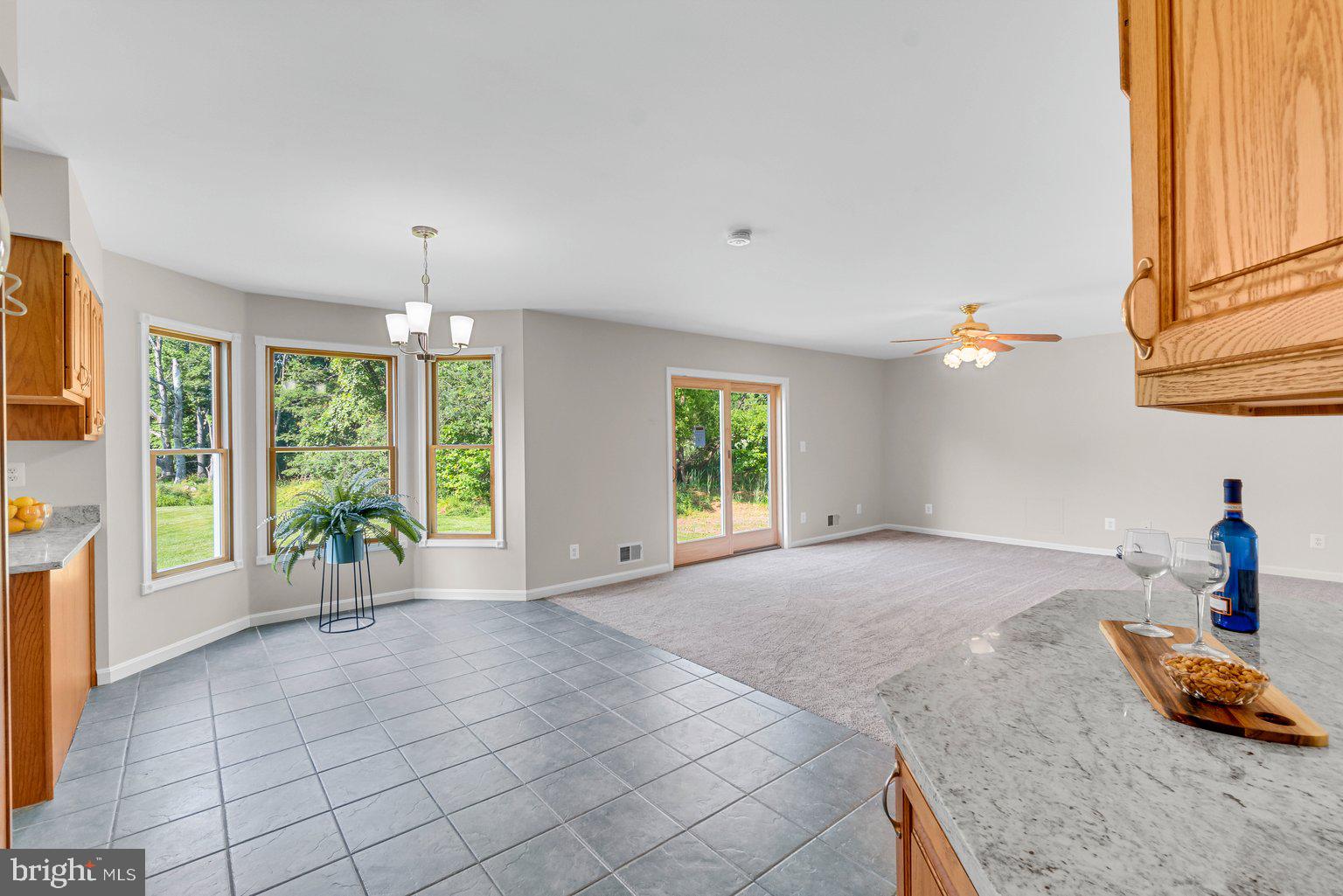 OLIVER BEACH - Residential