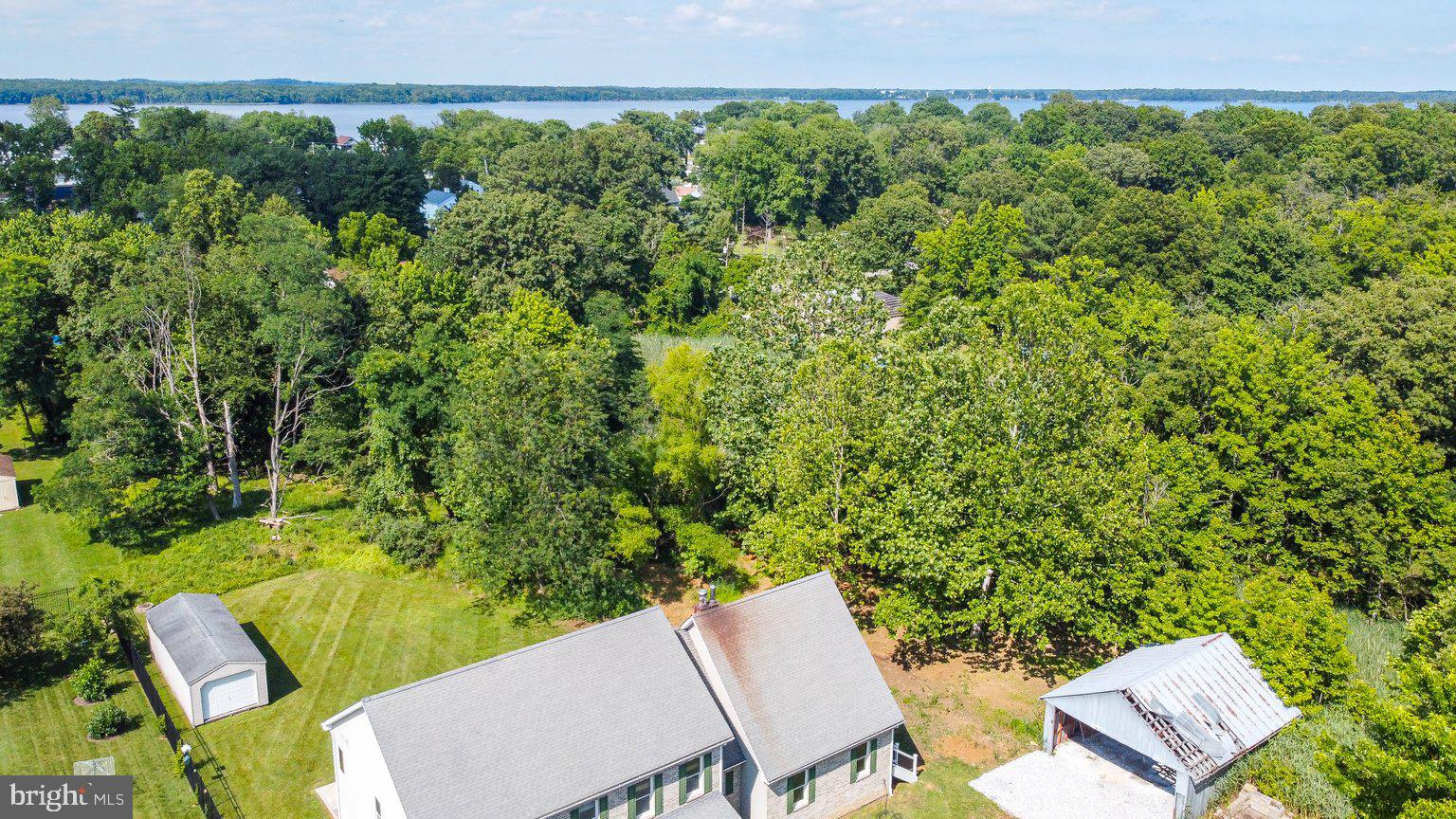 OLIVER BEACH - Residential