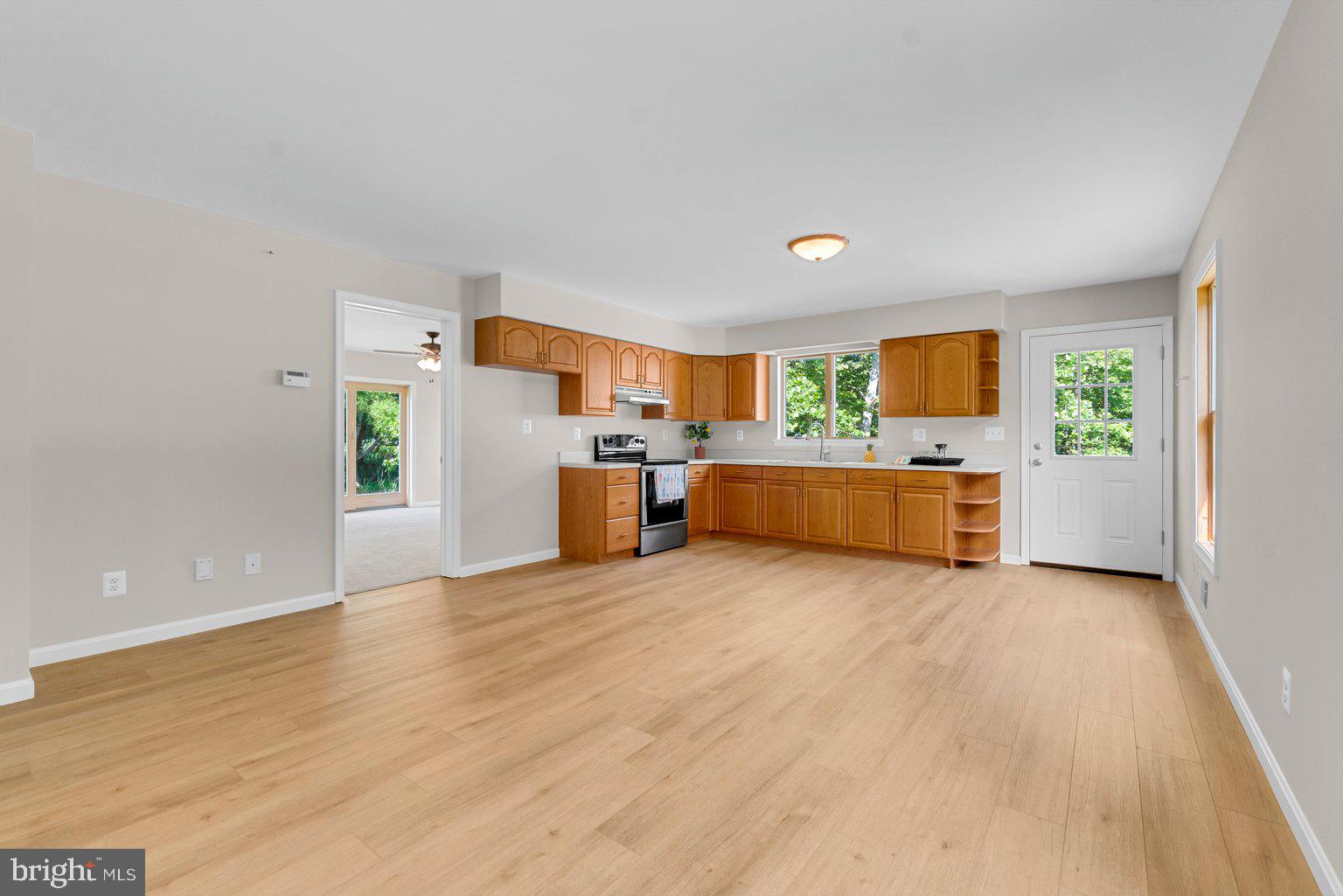 OLIVER BEACH - Residential