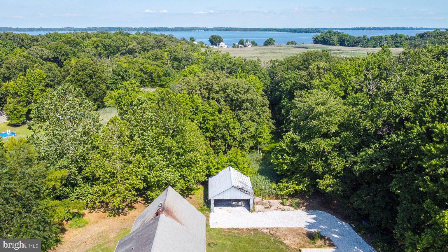 OLIVER BEACH - Residential