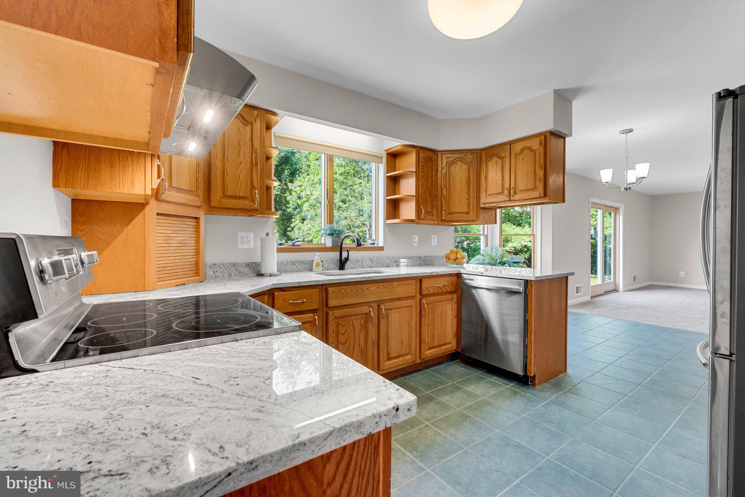 OLIVER BEACH - Residential