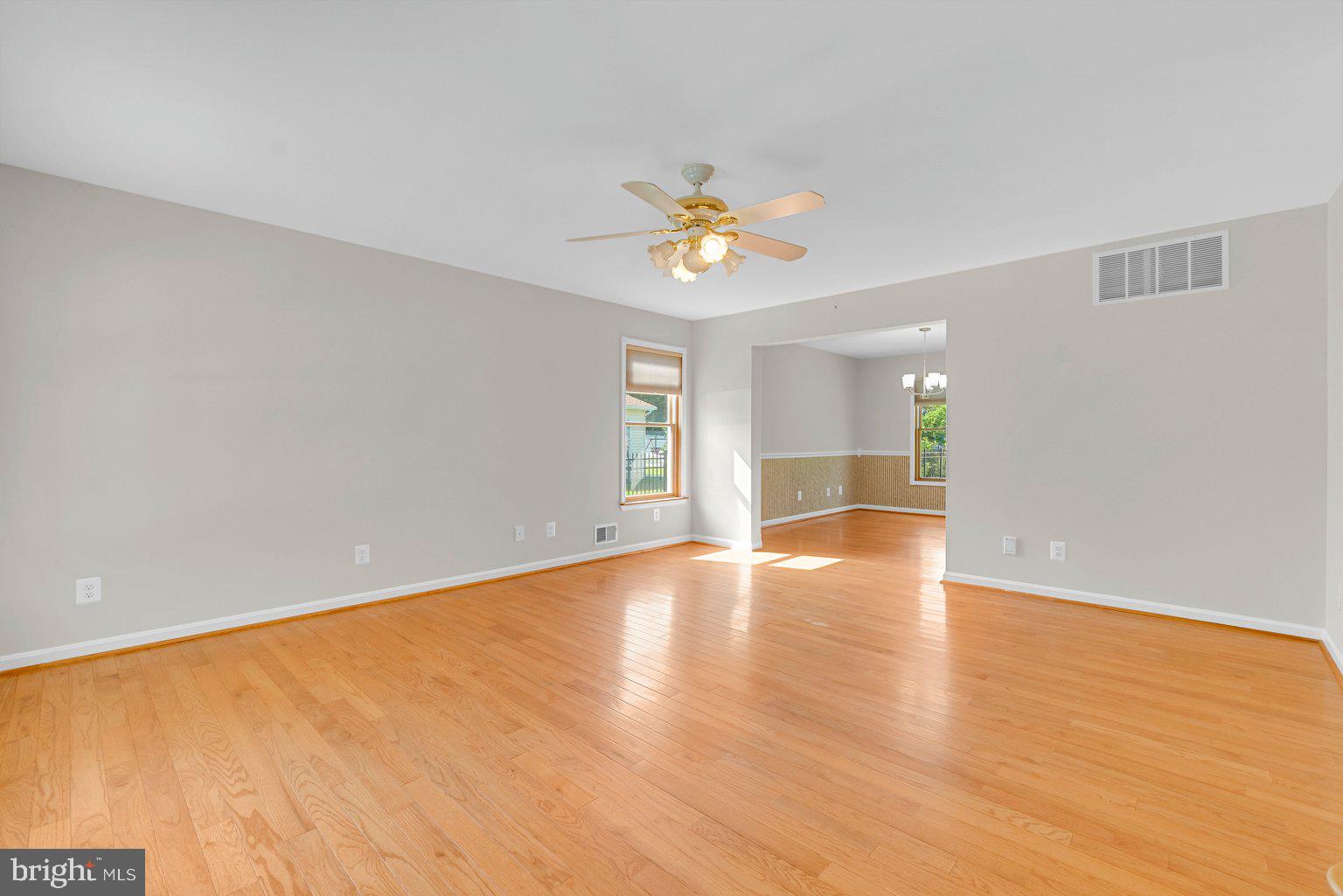 OLIVER BEACH - Residential