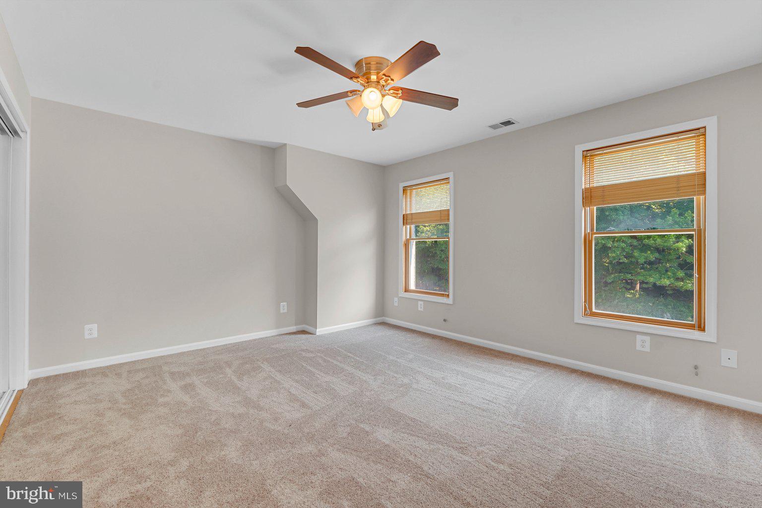 OLIVER BEACH - Residential