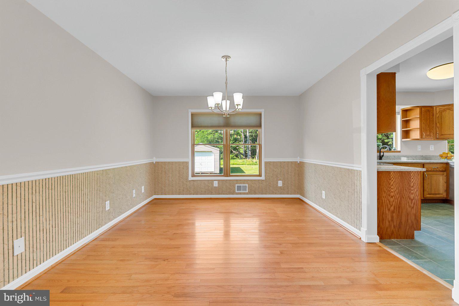 OLIVER BEACH - Residential